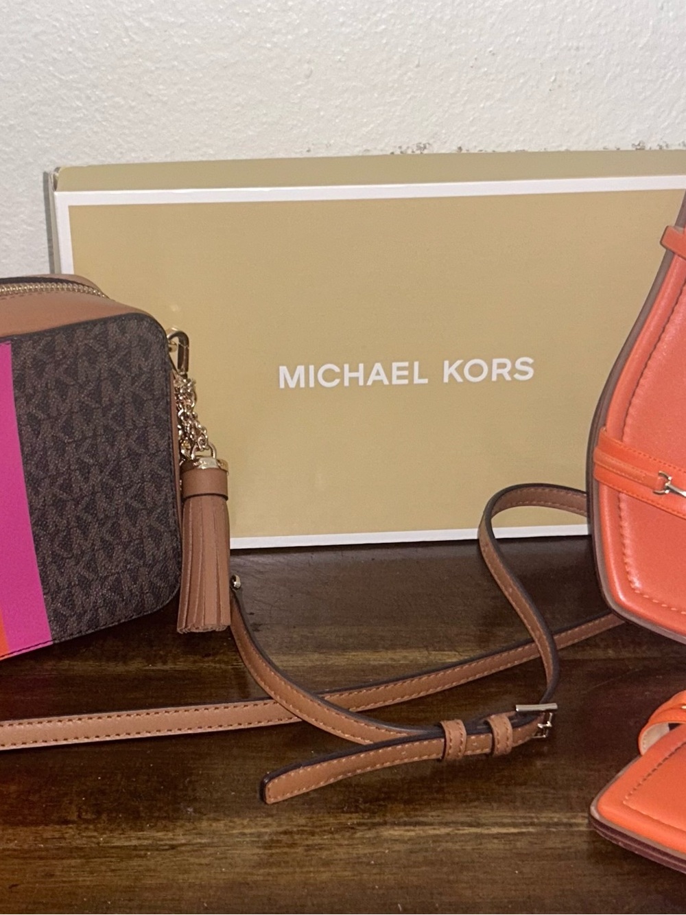 Michael Kors Brown Monogram Crossbody with Orange MK sandals size 7.5